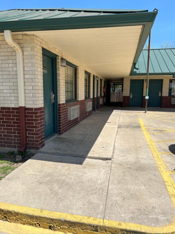 Country Inn Motel San Antonio Kültér fotó